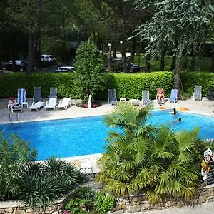  Bed & Breakfast La Vieille Tour